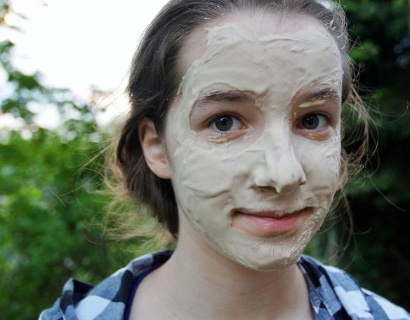 Anyone can give themselves a face mask!